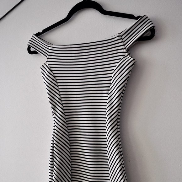 Sailor Striped Bodycon Dress - Picture 4 of 4
